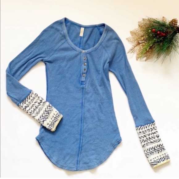 Free People Tops - Free People Blue Art School Cuffed Thermal Size S